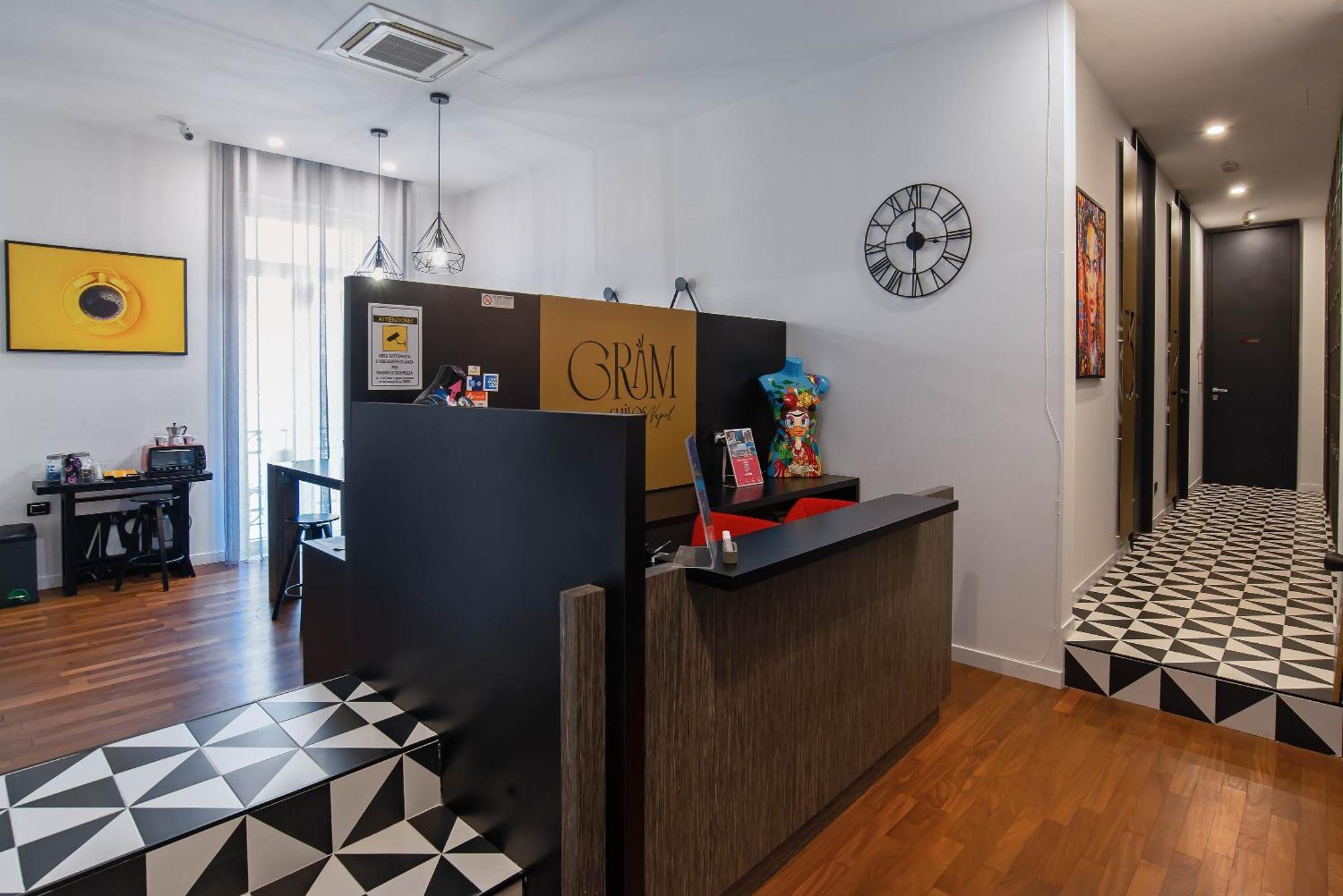 Gram Suites Naples Exterior photo
